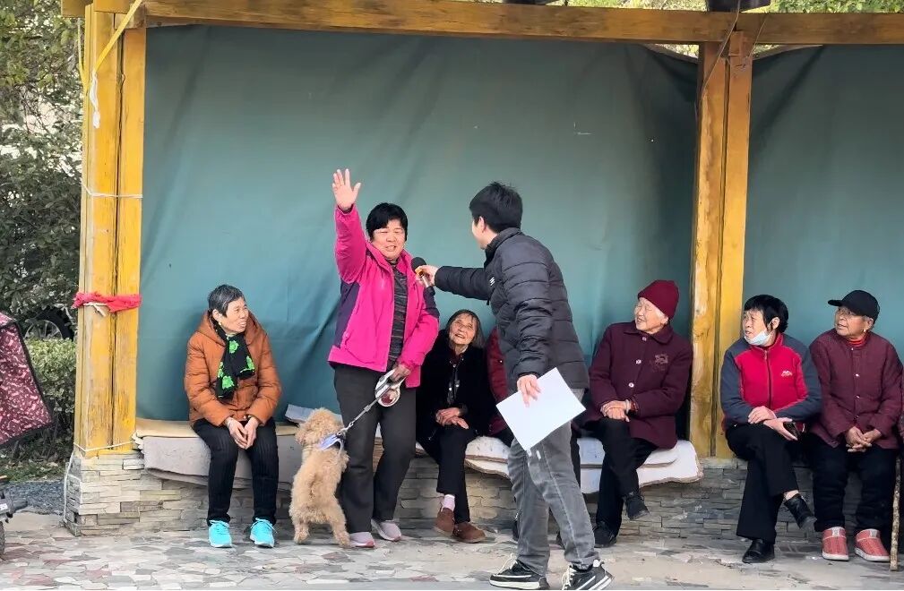 社區(qū)行18期3.jpg 社區(qū)行18期3.jpg