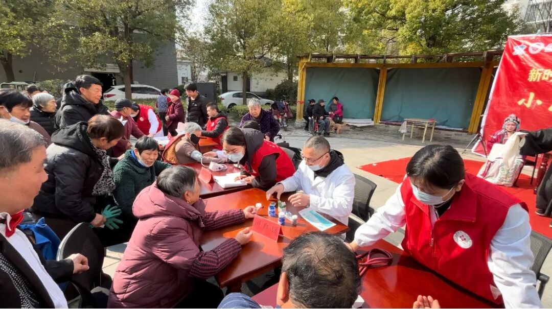 社區(qū)行18期1.jpg 社區(qū)行18期1.jpg